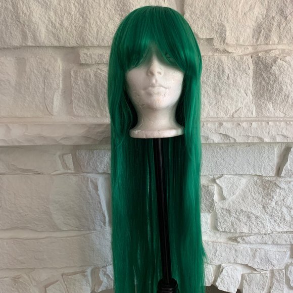 Long Green Wig - Picture 1 of 7